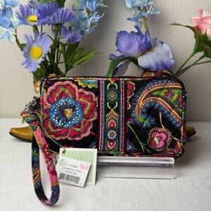 NWT Vera Bradley Symphony in Hue Wristlet Wallet Retired LAST ONE!